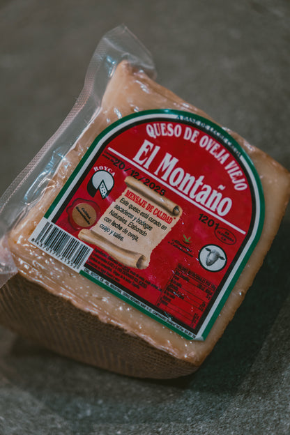 Queso de oveja viejo El Montaño
