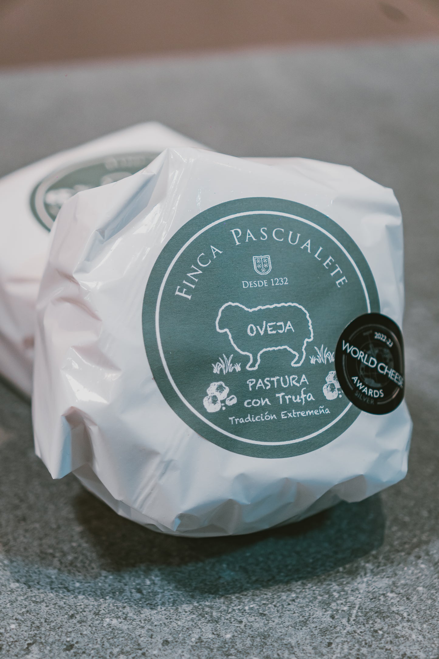 Queso de oveja pastura con trufa Finca Pascualete