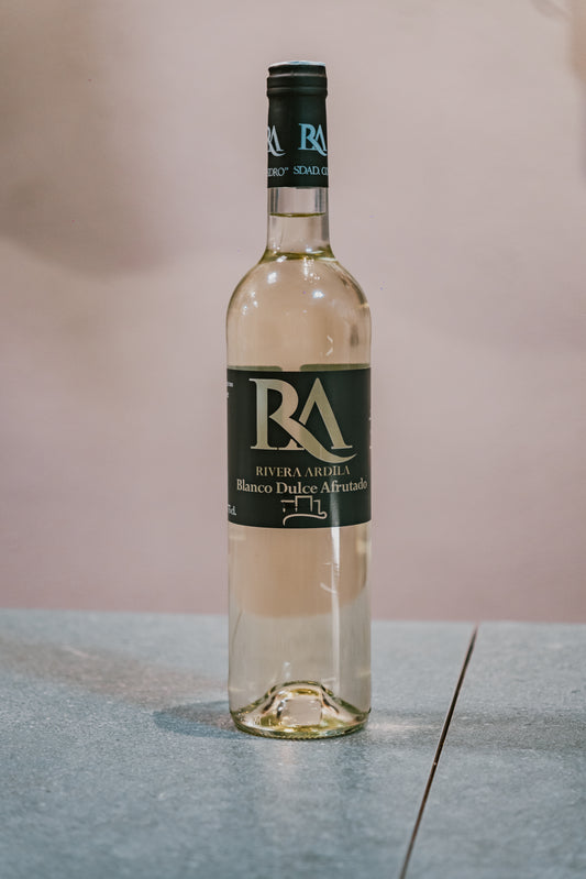 Vino blanco dulce afrutado Rivera Ardila